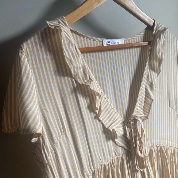 Cupshe cover up dress - Picture 2 of 5